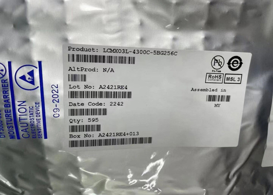 Mảng cổng có thể lập trình LCMXO3L-4300C-5BG256C 4320LUTs MachXO3 Programmable Logic IC CSFBGA-256