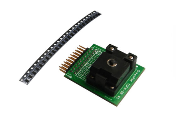 Bộ phát triển GreenPAK SLG46533V Embedded Solutions với bộ chuyển đổi ổ cắm