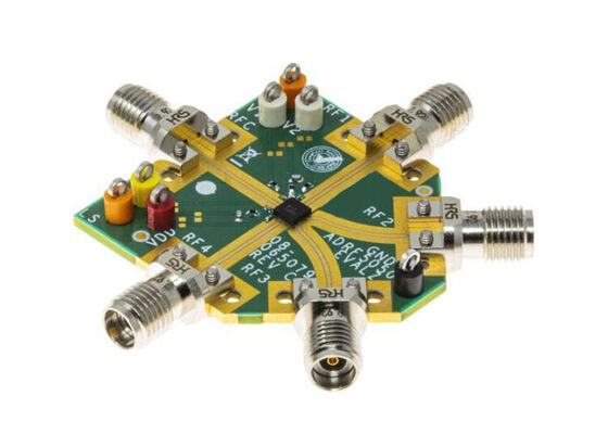 ADRF5050-EVALZ Hội đồng đánh giá các giải pháp nhúng cho bộ chuyển đổi SP4T silicon ADRF5050